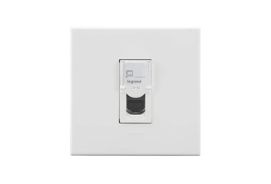 Legrand Arteor RJ45 Comp Socket Cat 6 White 1M 573428