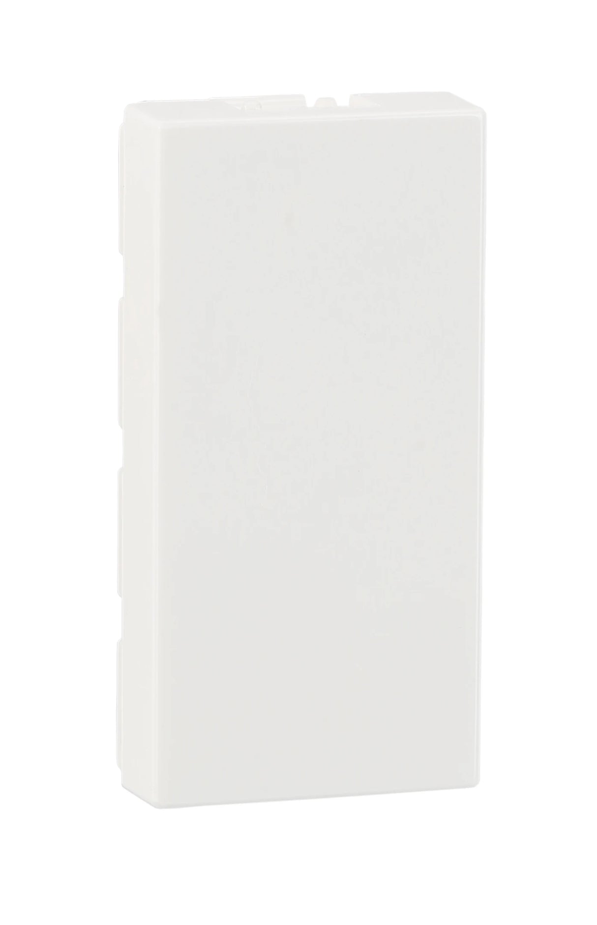 Legrand Arteor Blanking Plate White 1M 573449