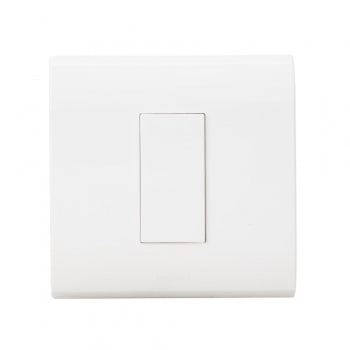 Legrand Myrius Blanking Plate 1M White 673061